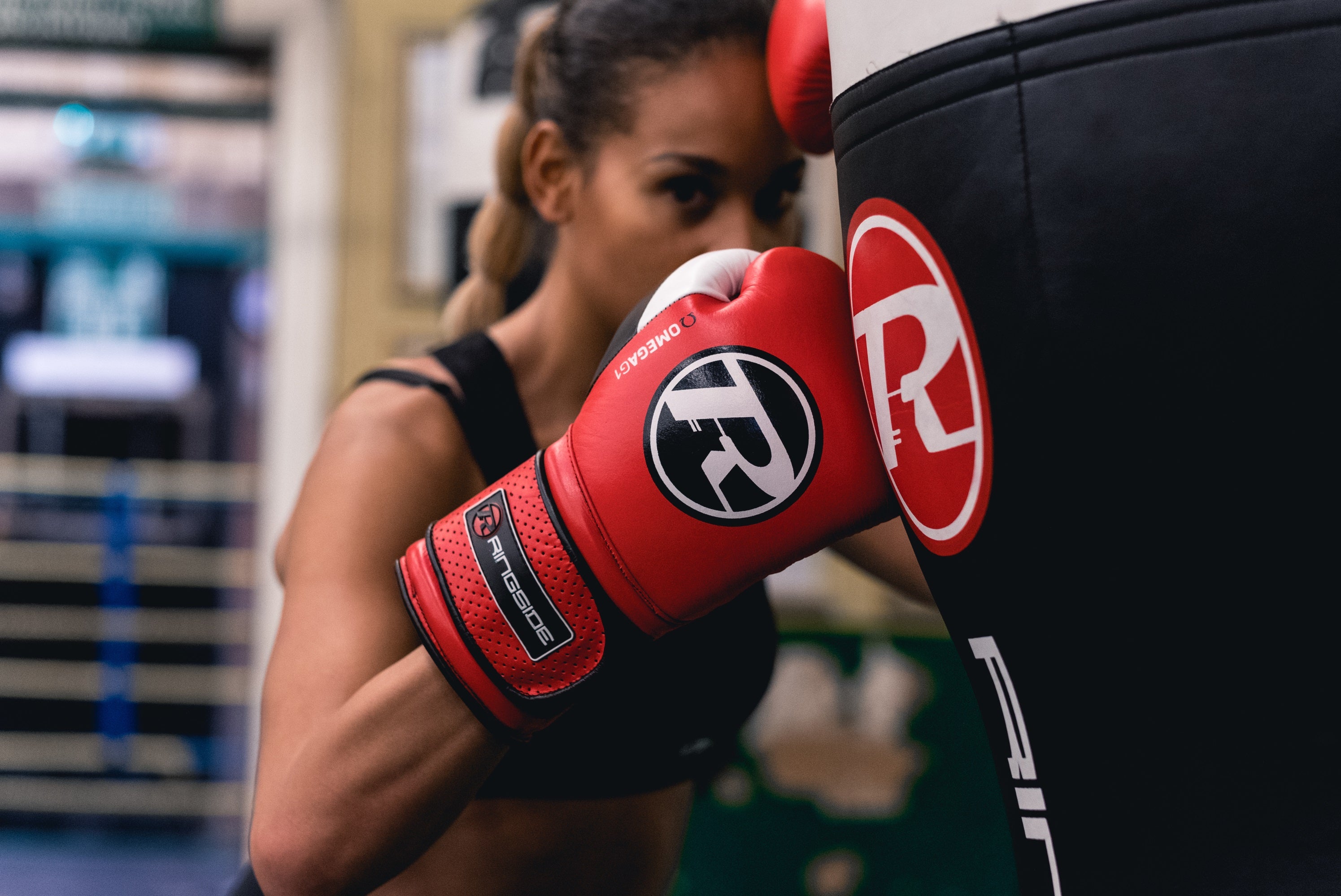 Womens boxing cheap gloves sports direct